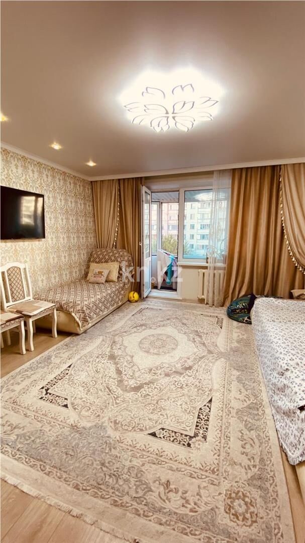 Продажа 4-комнатной квартиры, 86 м² - Продажа четырехкомнатных квартир в панельном доме в Караганде - страница 4 фото 1 из 14