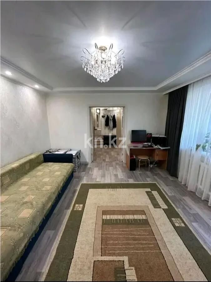 Продажа 3-комнатной квартиры, 64 м² - Продажа трехкомнатных квартир на Юго-Востоке Караганды - страница 21 фото 1 из 8