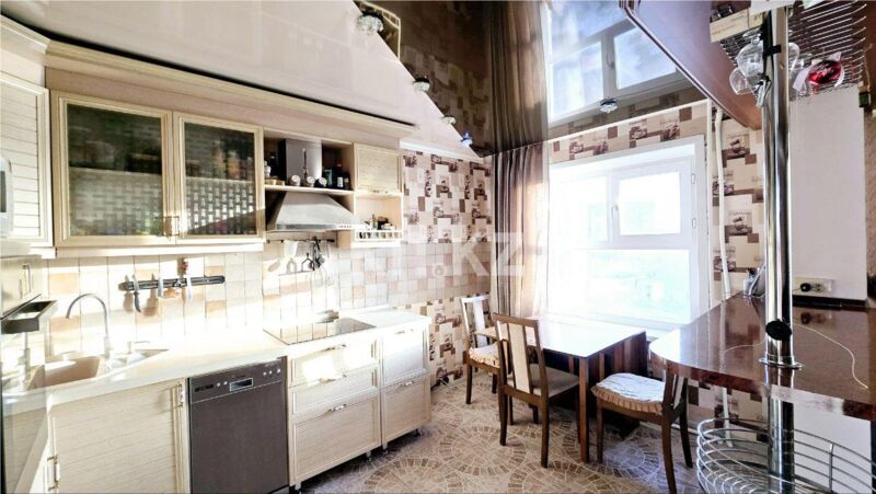 Продажа 4-комнатной квартиры, 92 м² - Продажа четырехкомнатных квартир в панельном доме в Казахстане - страница 18 фото 3 из 19