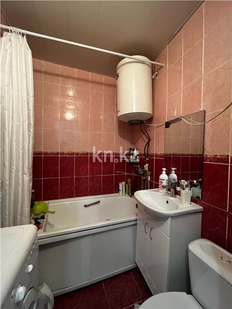 Продажа 3-комнатной квартиры, 52 м² - Продажа трехкомнатных квартир в Майкудуке Караганды - страница 7 фото 10 из 14