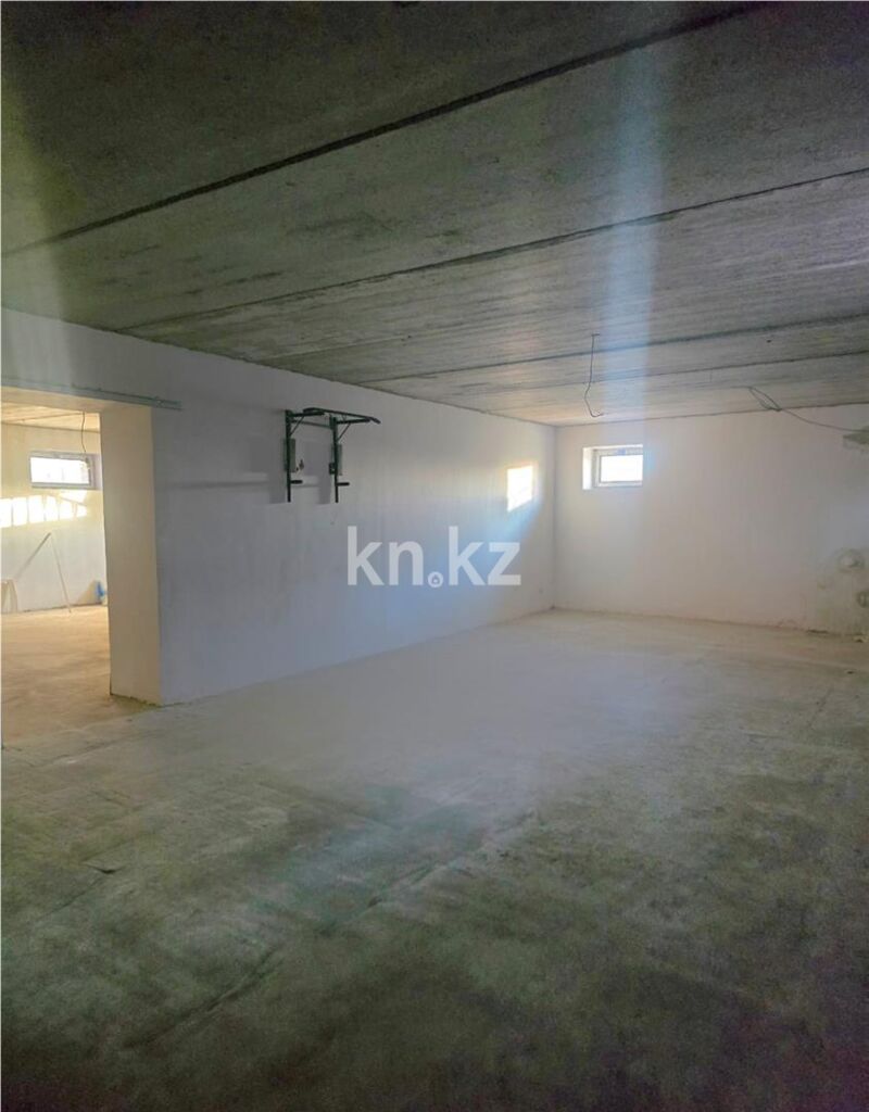 Продажа 7-комнатного дома, 330 м² - Продажа домов, коттеджей в Караганде - страница 5 фото 46 из 51