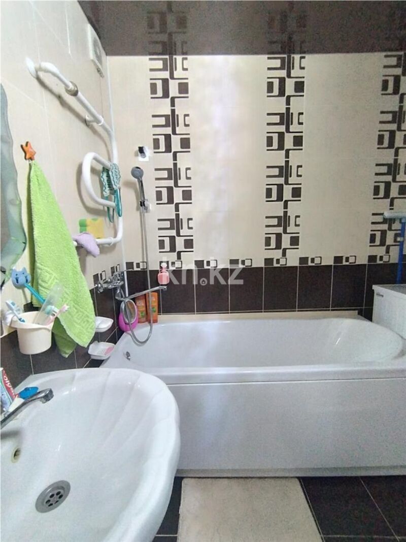 Продажа 3-комнатной квартиры, 67 м² - Продажа трехкомнатных квартир в Темиртау - страница 15 фото 15 из 23