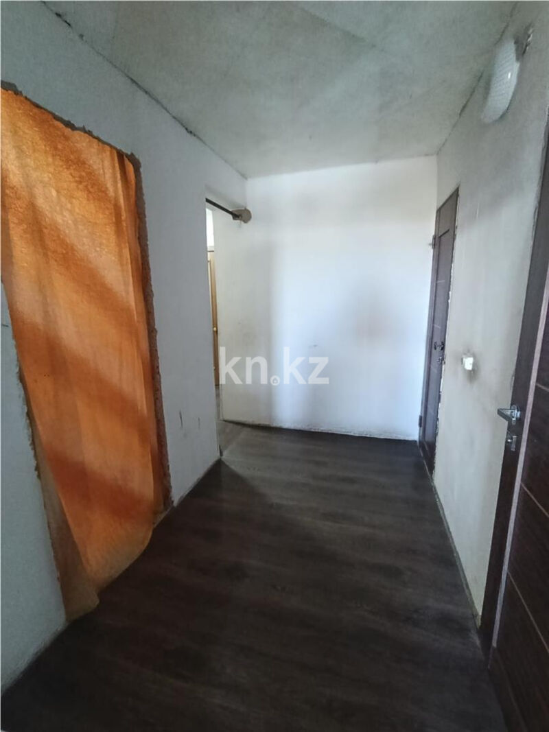 Продажа 3-комнатной квартиры, 64 м² - Продажа квартир в Михайловке Караганды - страница 4 фото 9 из 12