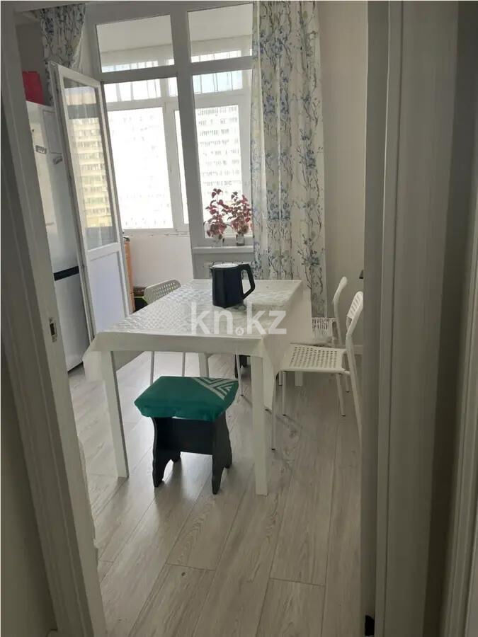 Продажа 5-комнатной квартиры, 92.5 м² - Продажа пятикомнатных и более квартир в р-не Нура Астаны фото 5 из 8