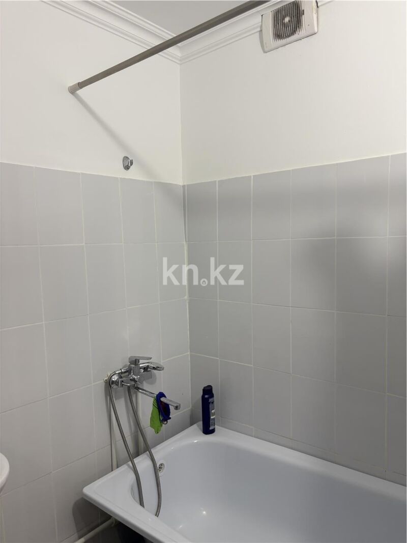 Продажа 2-комнатной квартиры, 70 м² - Продажа квартир в монолитно-каркасном доме в Караганде - страница 2 фото 17 из 25