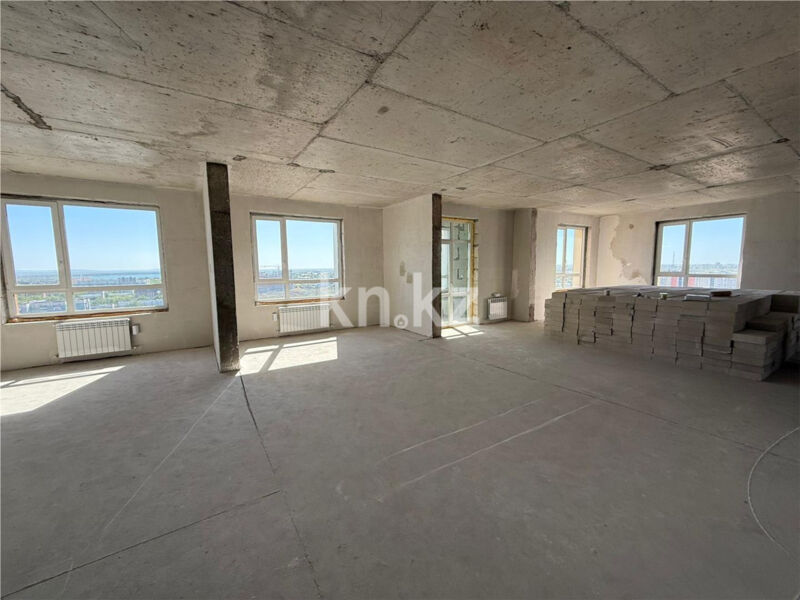 Продажа 4-комнатной квартиры, 129 м² - Продажа четырехкомнатных квартир в кирпичном доме в Караганде - страница 6 фото 1 из 12