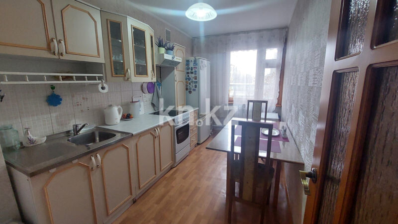 Продажа 3-комнатной квартиры, 63.1 м² - Продажа жилой и коммерческой недвижимости в Усть-Каменогорске фото 9 из 17