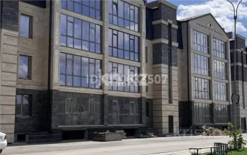 Продажа 3-комнатной квартиры, 80 м² - Продажа трехкомнатных квартир в кирпичном доме в Караганде - страница 17 фото 7 из 33