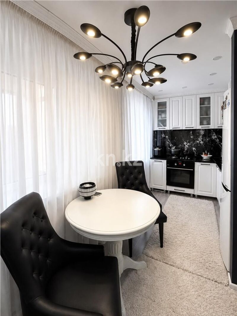 Продажа 2-комнатной квартиры, 42 м² - Продажа двухкомнатных квартир в Городе Караганды - страница 12 фото 1 из 11