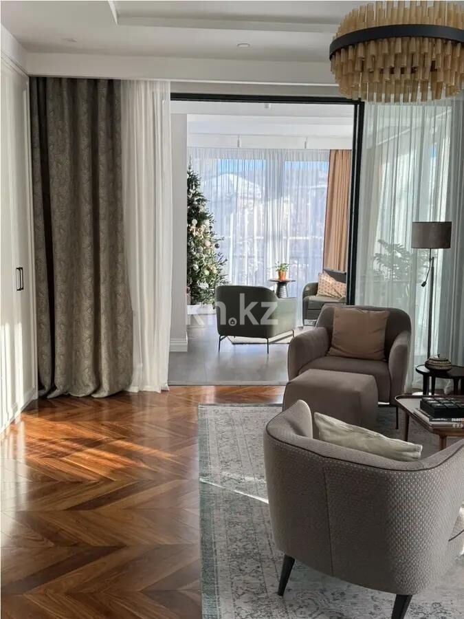 Продажа 5-комнатной квартиры, 230 м² - Продажа пятикомнатных и более квартир в монолитно-каркасном доме в Алматы фото 2 из 7