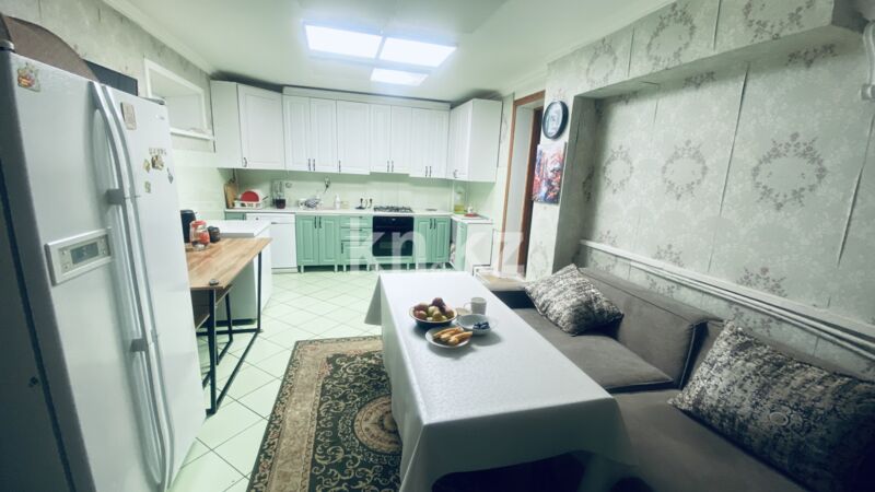 Продажа 5-комнатного дома, 150 м² - Продажа домов, коттеджей в Караганде фото 8 из 12