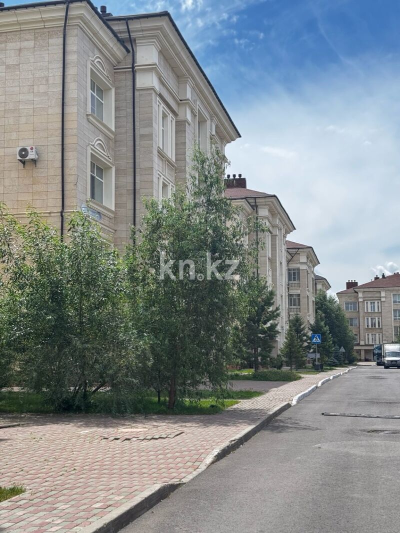 Аренда 4-комнатной квартиры, 170 м² - Аренда квартир помесячно в Казахстане фото 30 из 31