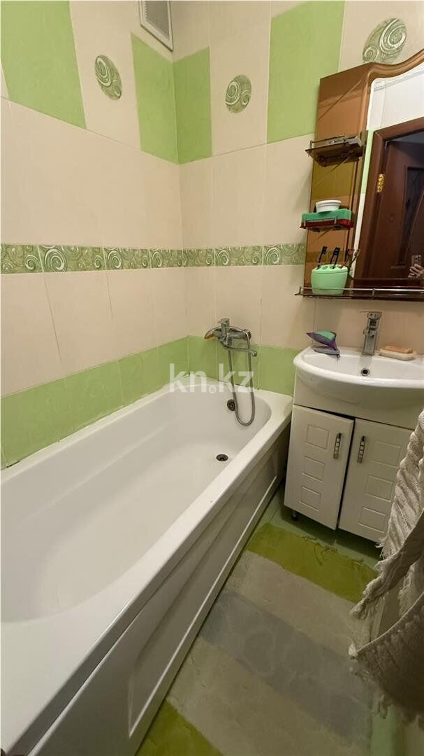 Продажа 3-комнатной квартиры, 61 м² - Продажа квартир в районе Юго-Восток в Караганде фото 4 из 11