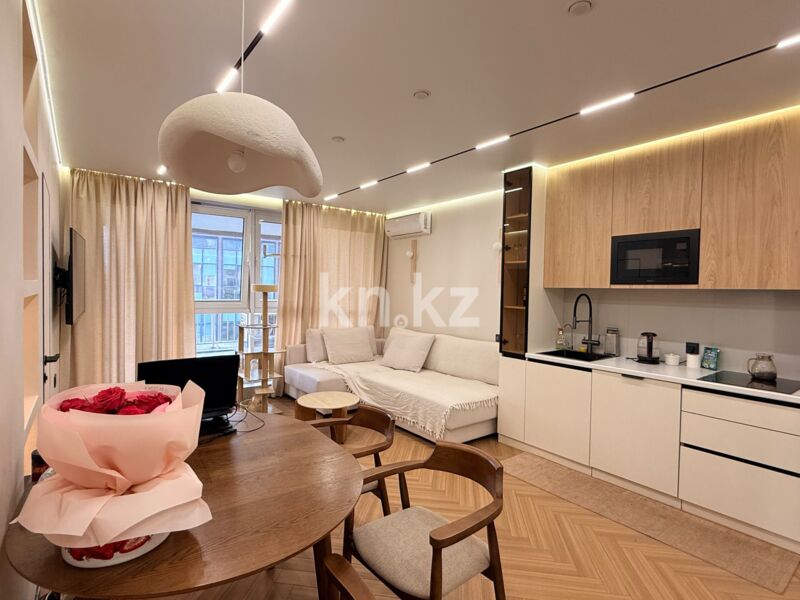 Аренда 2-комнатной квартиры, 62 м² - Аренда квартир помесячно в Алматы фото 1 из 8
