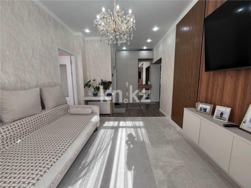 Продажа 3-комнатной квартиры, 73 м² - Продажа трехкомнатных квартир на Юго-Востоке Караганды - страница 22 фото 1 из 26