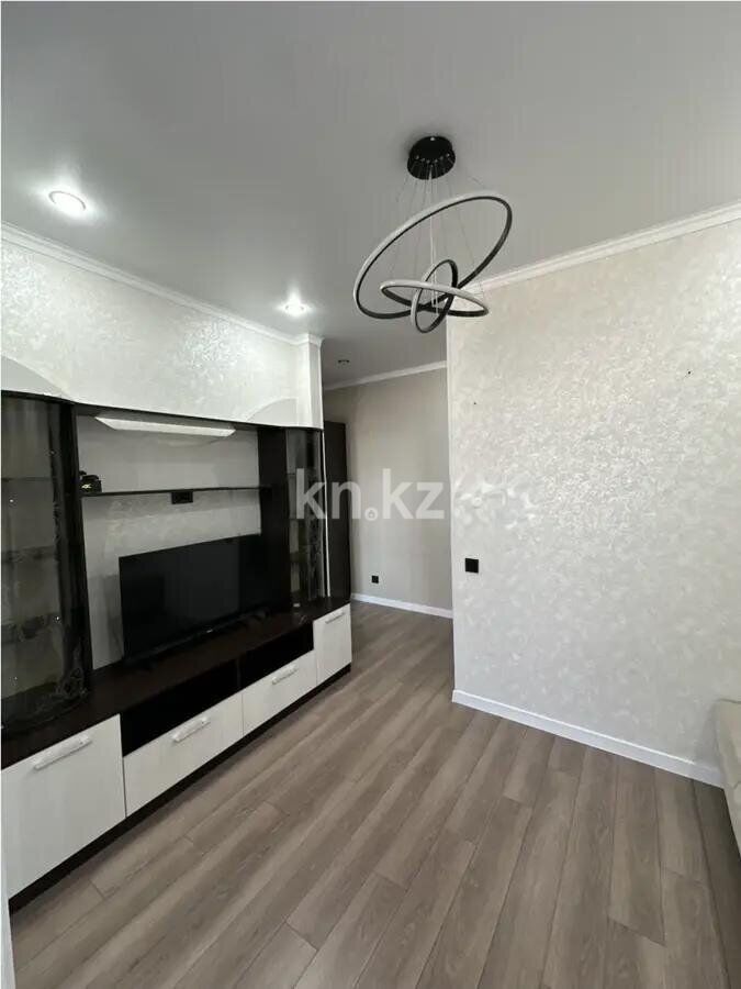 Продажа 1-комнатной квартиры, 40 м² - Продажа квартир от собственников в Алматы - страница 2 фото 1 из 4