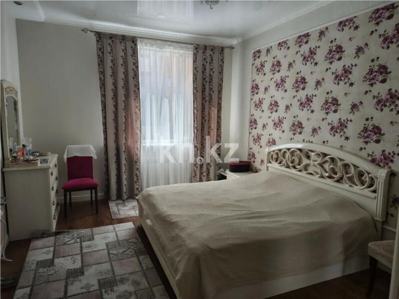 Продажа 4-комнатной квартиры, 145 м² - Продажа четырехкомнатных квартир в блочном доме в Казахстане - страница 4 фото 2 из 9