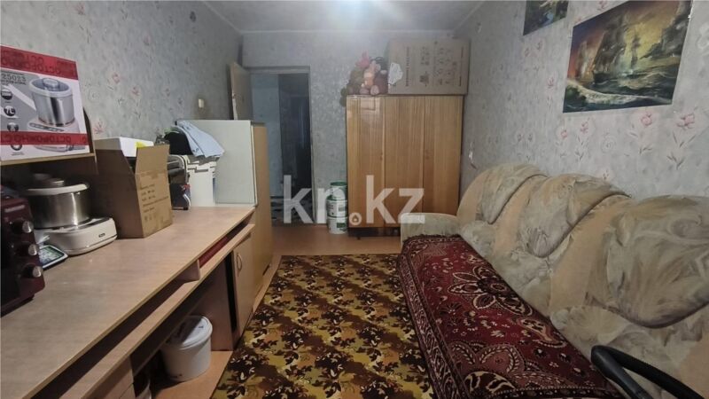 Продажа 4-комнатной квартиры, 74 м² - Продажа четырехкомнатных квартир в кирпичном доме в Караганде - страница 3 фото 7 из 16