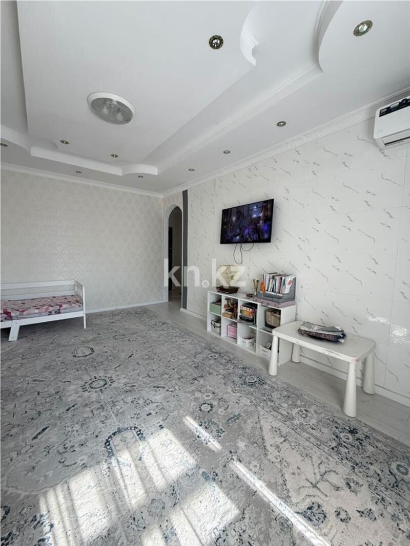 Продажа 3-комнатной квартиры, 76 м² - Продажа трехкомнатных квартир на Юго-Востоке Караганды - страница 15 фото 2 из 10