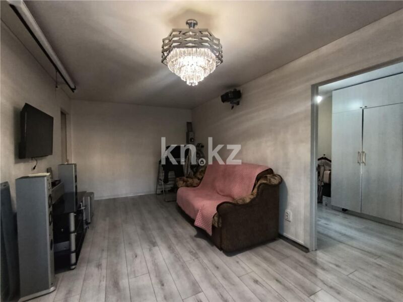 Продажа 2-комнатной квартиры, 43 м² - Продажа квартир в Караганде - страница 22 фото 2 из 12