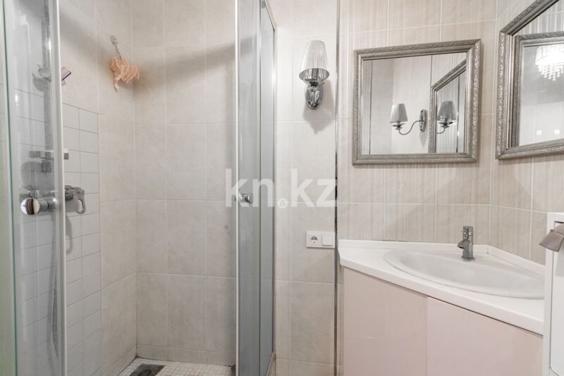 Продажа 4-комнатной квартиры, 132 м² - Продажа четырехкомнатных квартир в монолитном доме в Алматы фото 20 из 32