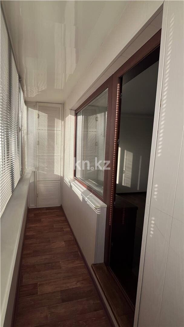 Продажа 3-комнатной квартиры, 63 м² - Продажа трехкомнатных квартир в Караганде - страница 16 фото 3 из 26