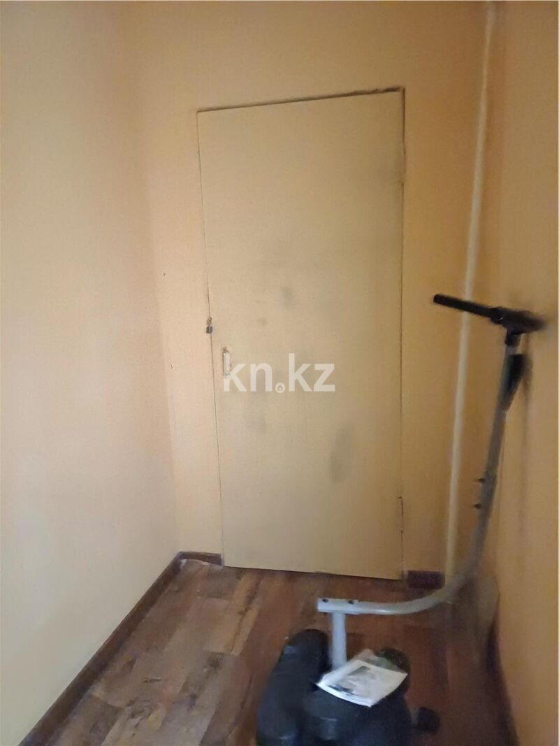 Продажа 3-комнатной квартиры, 64 м² - Продажа трехкомнатных квартир в панельном доме в Караганде - страница 3 фото 14 из 14
