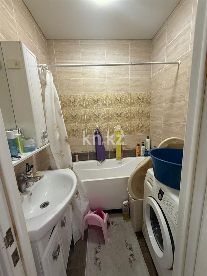 Продажа 3-комнатной квартиры, 72 м² - Продажа квартир в монолитно-каркасном доме в Караганде - страница 7 фото 8 из 16