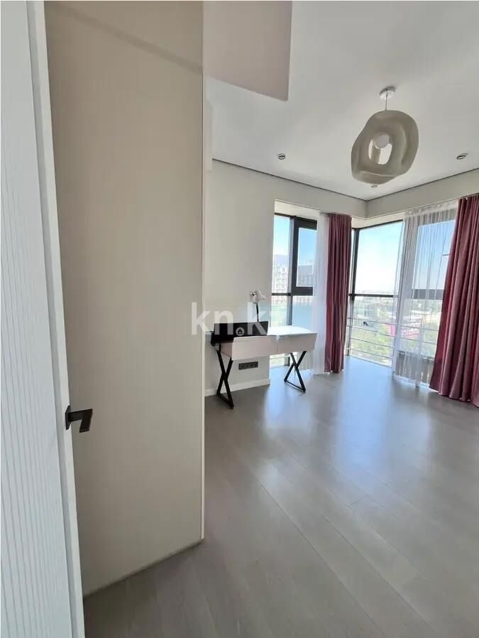 Продажа 3-комнатной квартиры, 102 м² - Продажа трехкомнатных квартир в монолитно-каркасном доме в Алматы - страница 63 фото 3 из 9