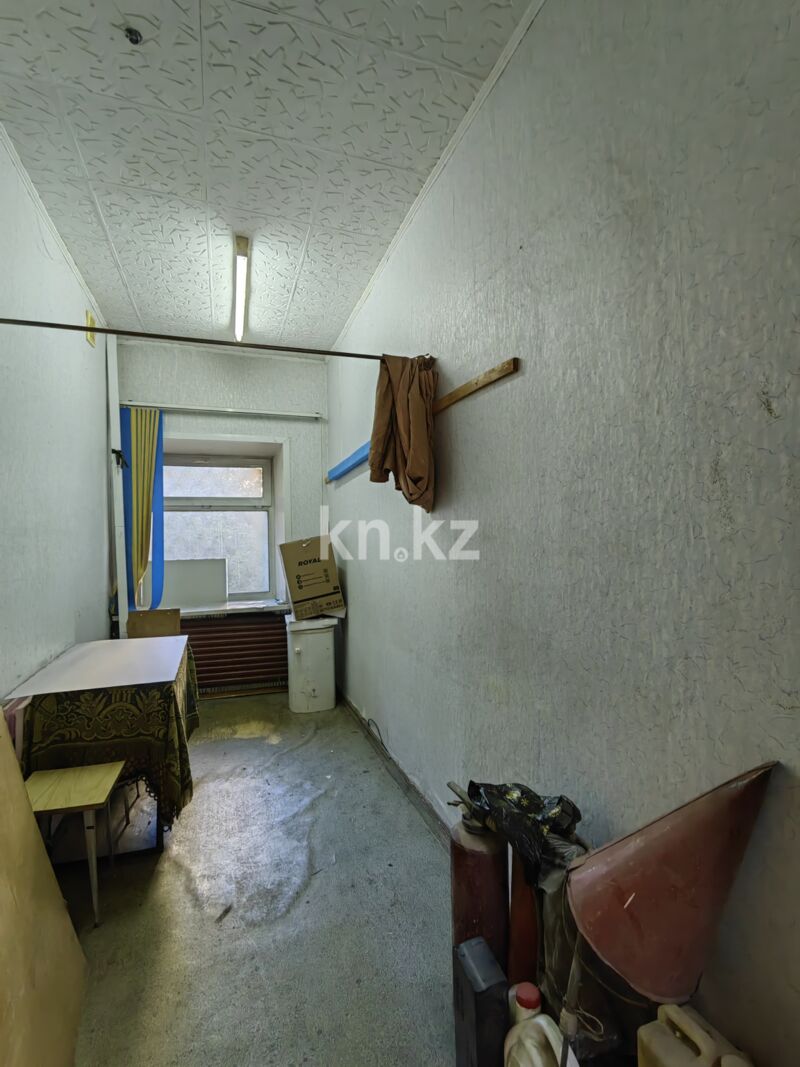 Продажа помещения, 60 м² - Продажа офисных и торговых помещений в Караганде в районе Нового рынка фото 12 из 21