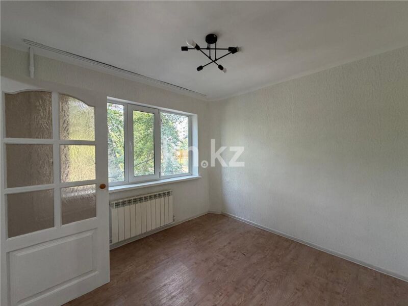 Продажа 3-комнатной квартиры, 47 м² - Продажа квартир на Юго-Востоке Караганды фото 3 из 11