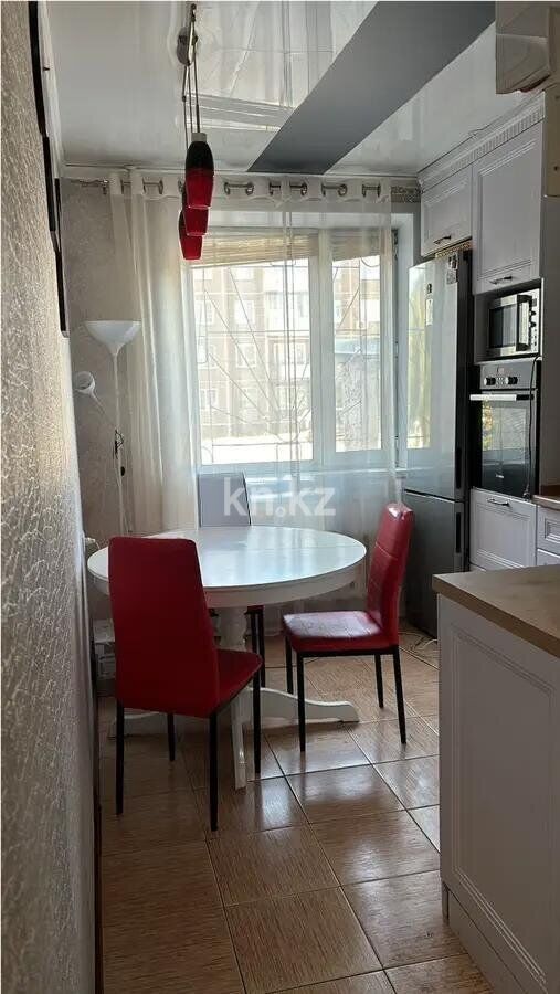 Продажа 3-комнатной квартиры, 62 м² - Продажа трехкомнатных квартир от собственников в Темиртау - страница 2 фото 4 из 6