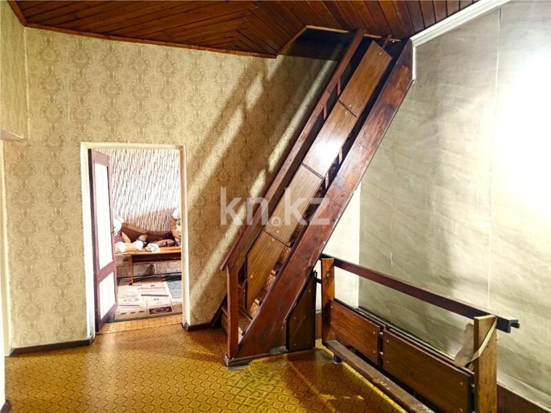 Продажа 6-комнатного дома, 340 м² - Продажа домов, коттеджей в Караганде - страница 4 фото 9 из 21