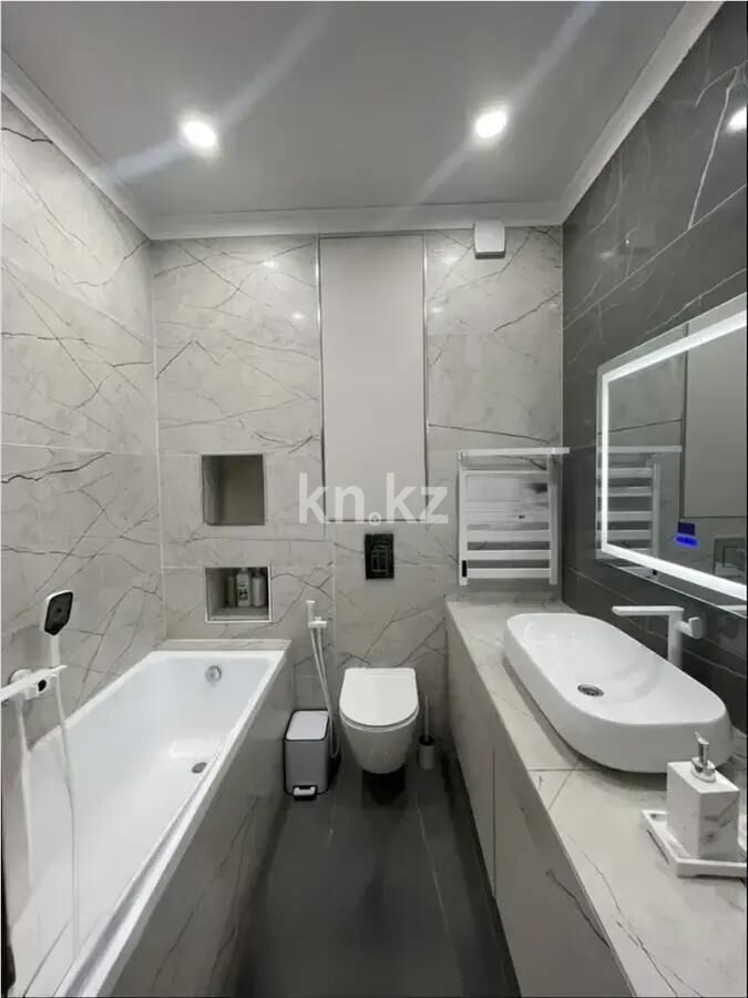 Продажа 3-комнатной квартиры, 100 м² - Продажа квартир в районе Юго-Восток в Караганде фото 3 из 3