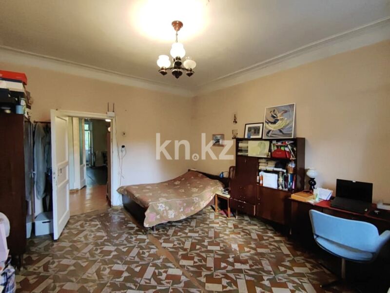 Продажа 3-комнатной квартиры, 82 м² - Продажа трехкомнатных квартир в кирпичном доме в Караганде - страница 19 фото 14 из 36