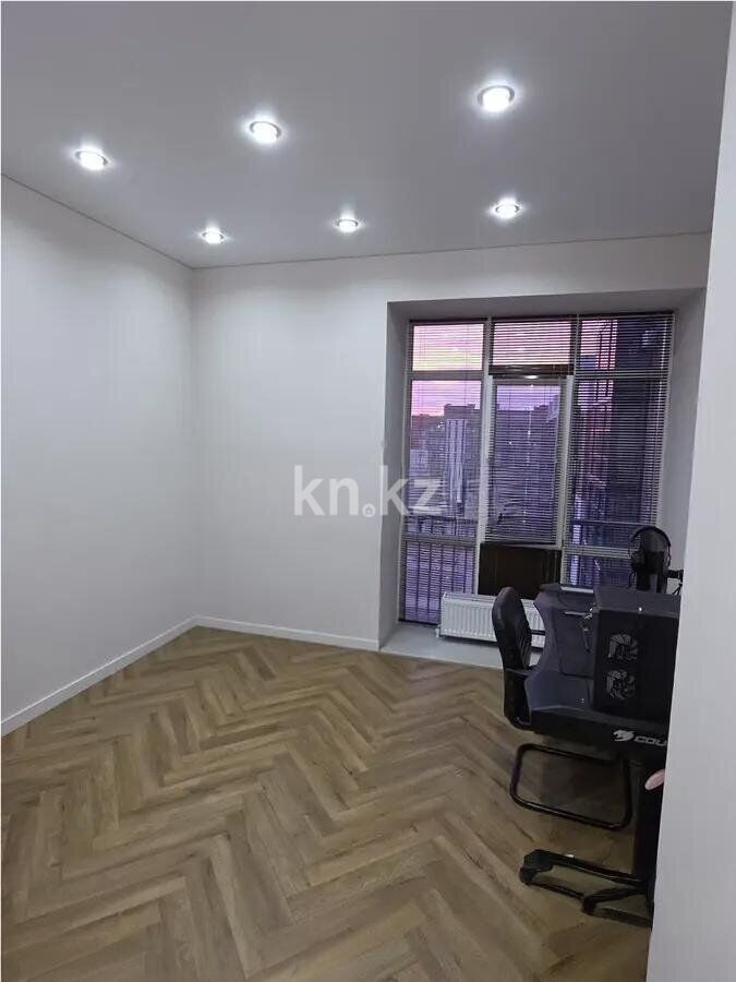 Продажа 4-комнатной квартиры, 110 м² - Продажа квартир в Караганде - страница 3 фото 3 из 7
