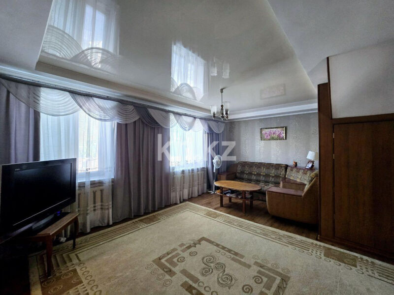 Продажа 4-комнатного дома, 180 м² - Продажа земельных участков в Темиртау фото 1 из 22