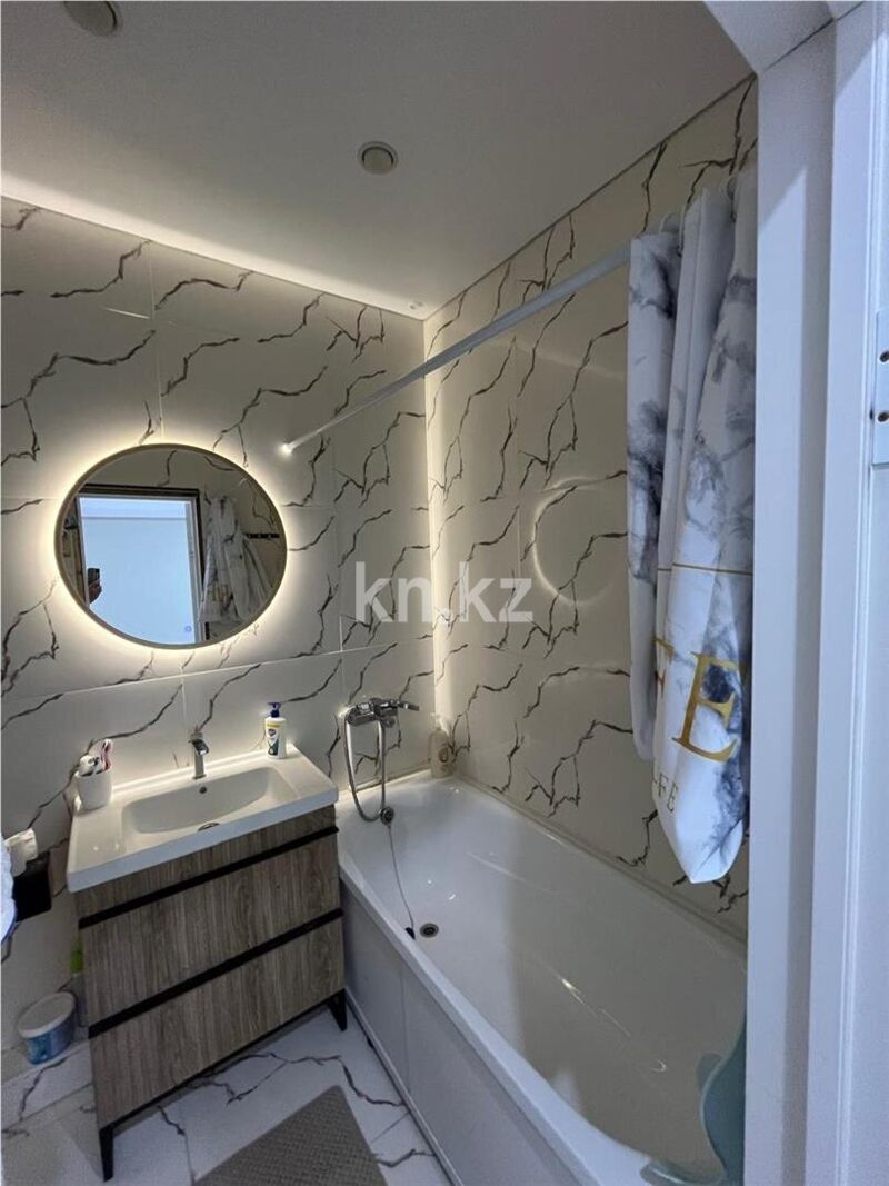 Продажа 1-комнатной квартиры, 40 м² - Продажа однокомнатных квартир в кирпичном доме в Караганде - страница 5 фото 4 из 12
