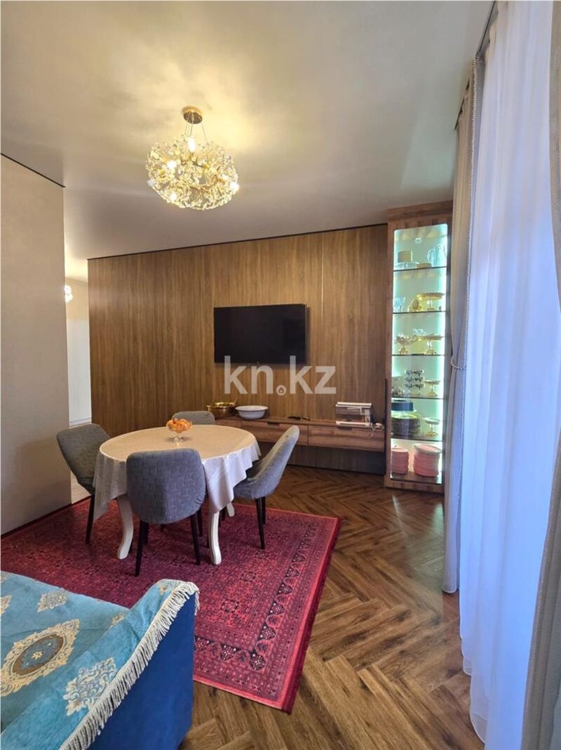 Продажа 4-комнатной квартиры, 100 м² - Продажа четырехкомнатных квартир в кирпичном доме в Караганде фото 5 из 10