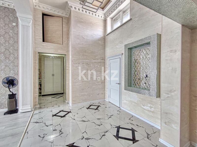 Продажа 4-комнатной квартиры, 210 м² - Продажа квартир в монолитно-каркасном доме в Казахстане - страница 3 фото 13 из 31