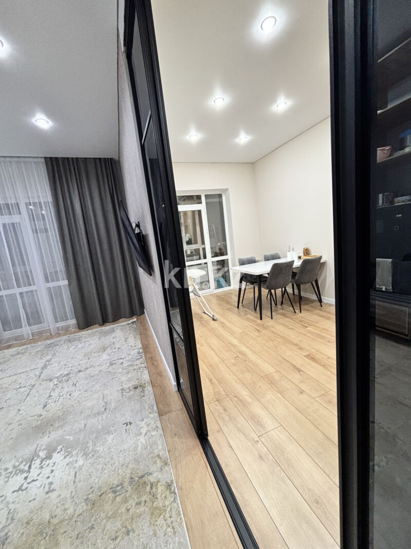 Продажа 4-комнатной квартиры, 105 м² - Продажа четырехкомнатных квартир в Караганде - страница 3 фото 2 из 22