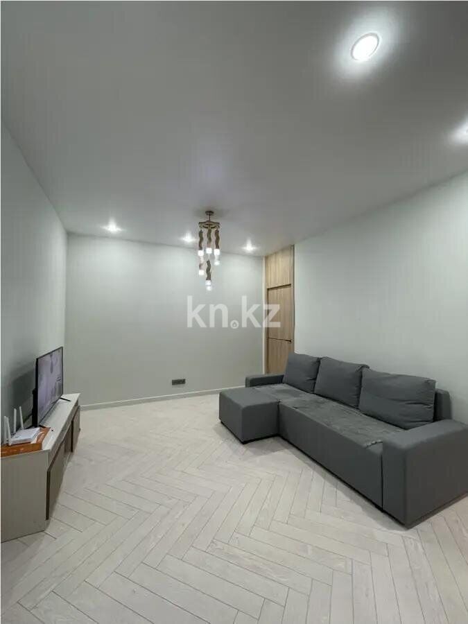 Продажа 2-комнатной квартиры, 42 м² - Продажа квартир в Казахстане - страница 3 фото 1 из 5