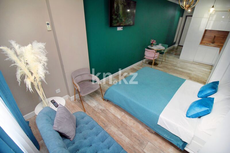 Аренда 1-комнатной квартиры посуточно, 35 м² - Аренда квартир посуточно в Алмалинском р-не Алматы - страница 2 фото 2 из 4