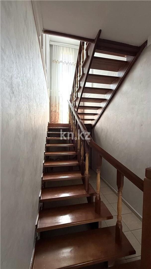 Продажа 6-комнатного дома, 231 м² - Недвижимость в Темиртау - страница 7 фото 20 из 36
