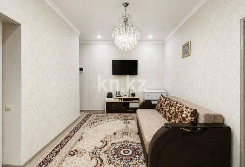 Продажа 2-комнатной квартиры, 38 м² - Продажа квартир в блочном доме в Караганде - страница 2 фото 2 из 8