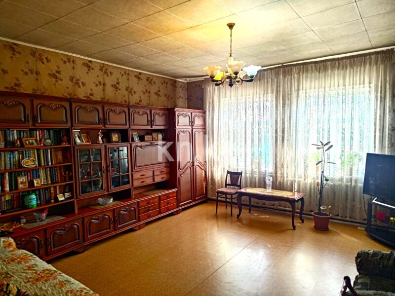 Продажа 4-комнатного дома, 120 м² - Продажа домов, коттеджей в районе ЖБИ Караганды фото 6 из 21