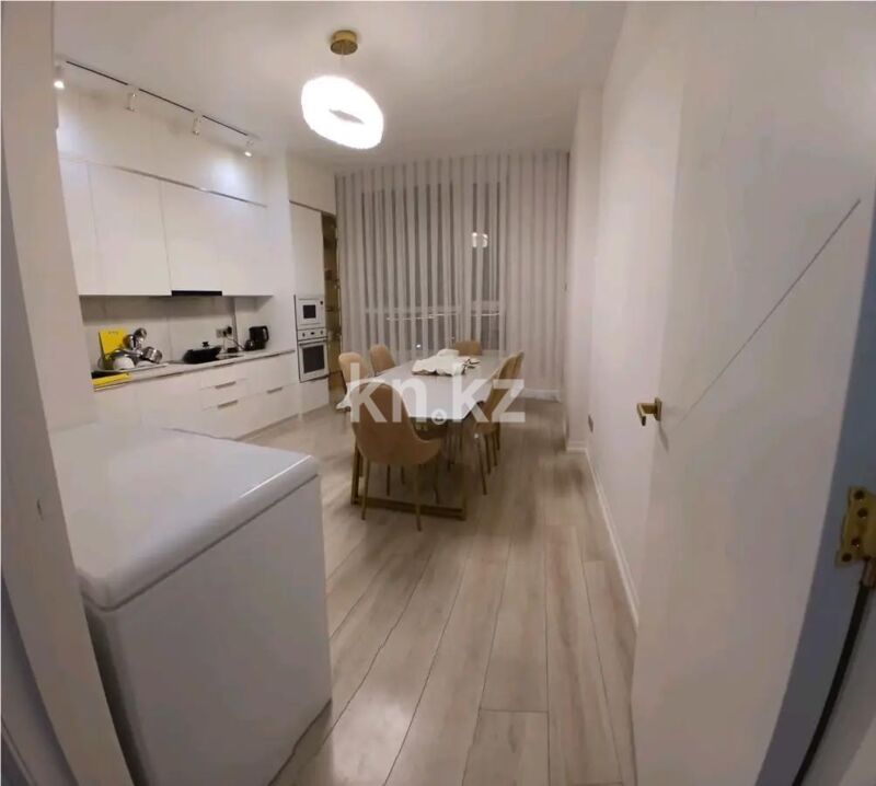 Продажа 4-комнатной квартиры, 121 м² - Продажа квартир в блочном доме в Астане - страница 10 фото 2 из 2