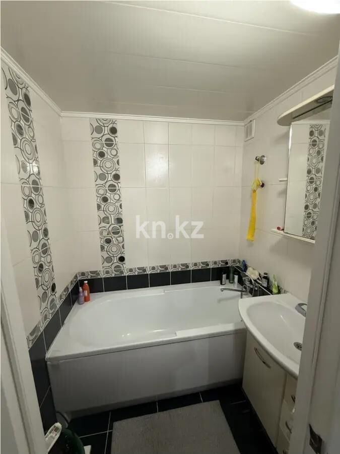 Продажа 3-комнатной квартиры, 65 м² - Продажа трехкомнатных квартир в Майкудуке Караганды - страница 8 фото 5 из 7