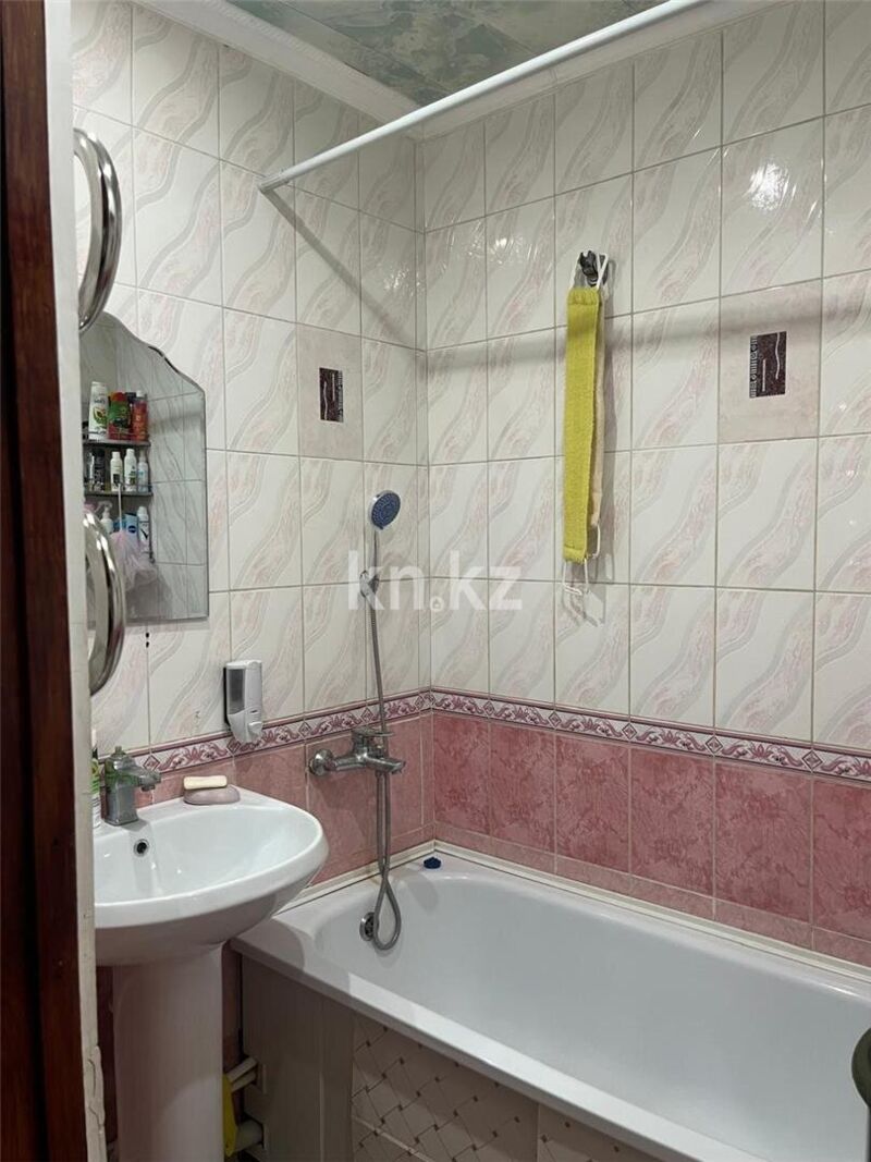 Продажа 3-комнатной квартиры, 90 м² - Продажа трехкомнатных квартир в Караганде фото 9 из 17