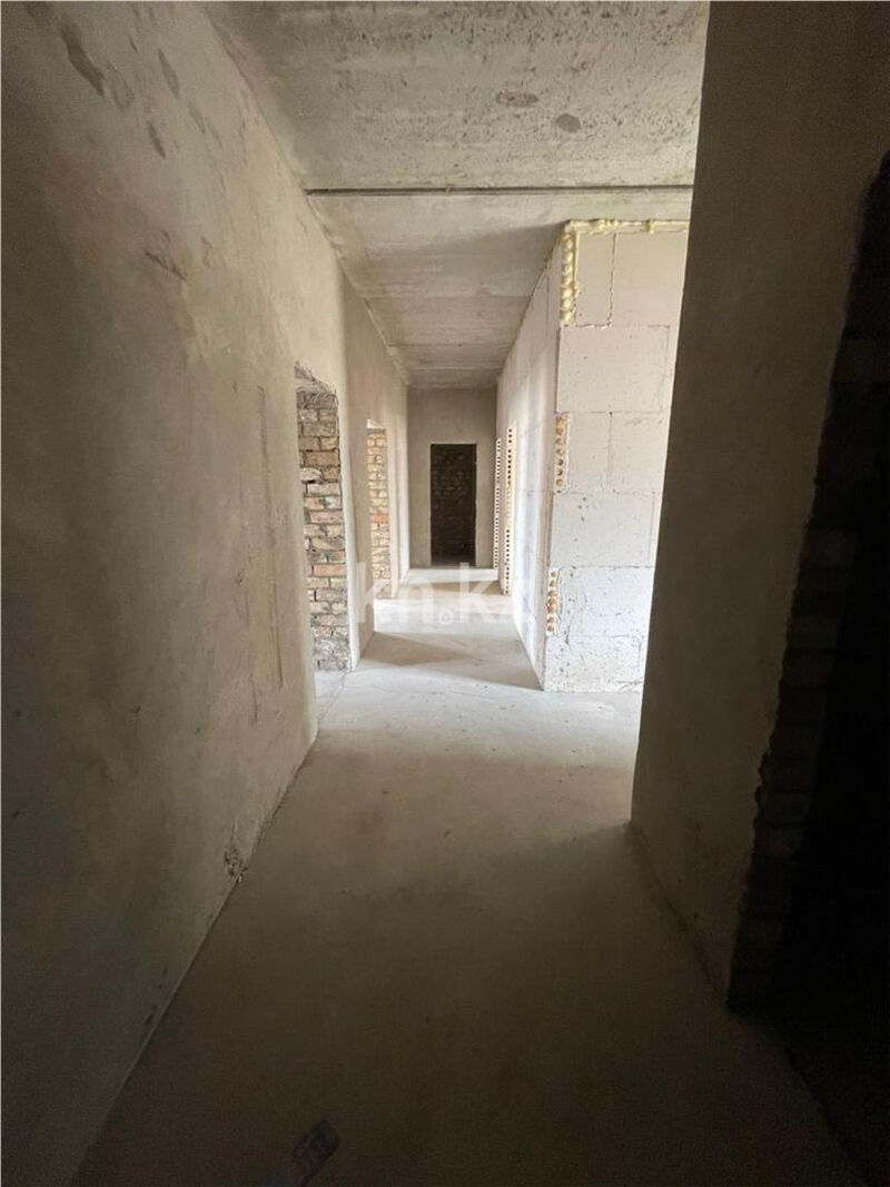 Продажа 4-комнатной квартиры, 128 м² - Продажа четырехкомнатных квартир в кирпичном доме в Караганде - страница 7 фото 19 из 20
